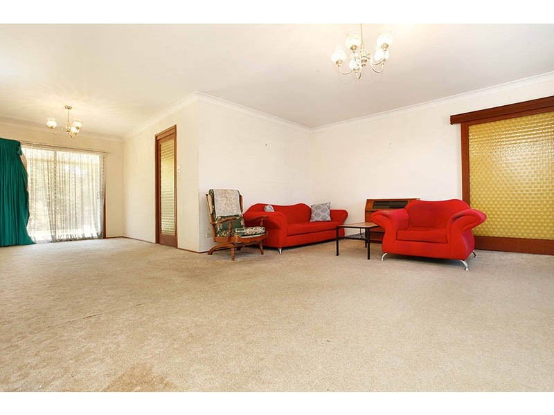 49 Whelan Ave, Chipping Norton NSW 2170