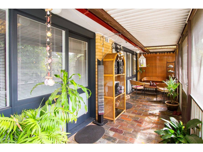 4 Jacqueline Place, Moorebank NSW 2170