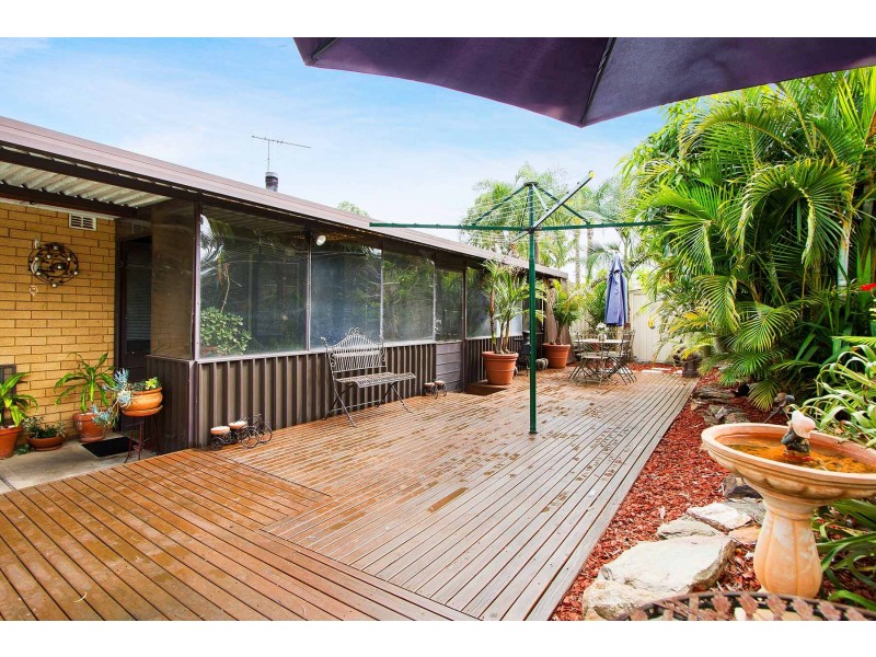 4 Jacqueline Place, Moorebank NSW 2170