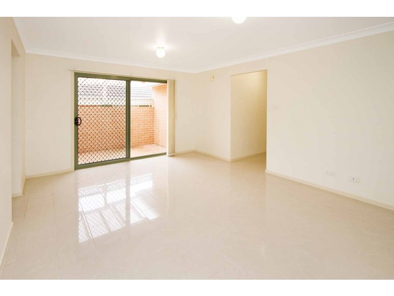3 Merrang Court, Wattle Grove NSW 2173