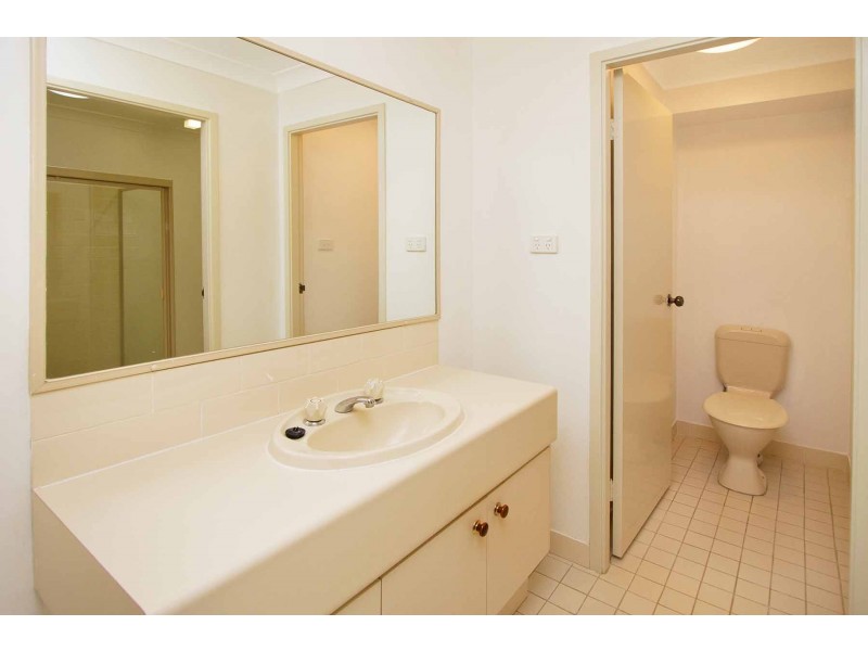 3 Merrang Court, Wattle Grove NSW 2173