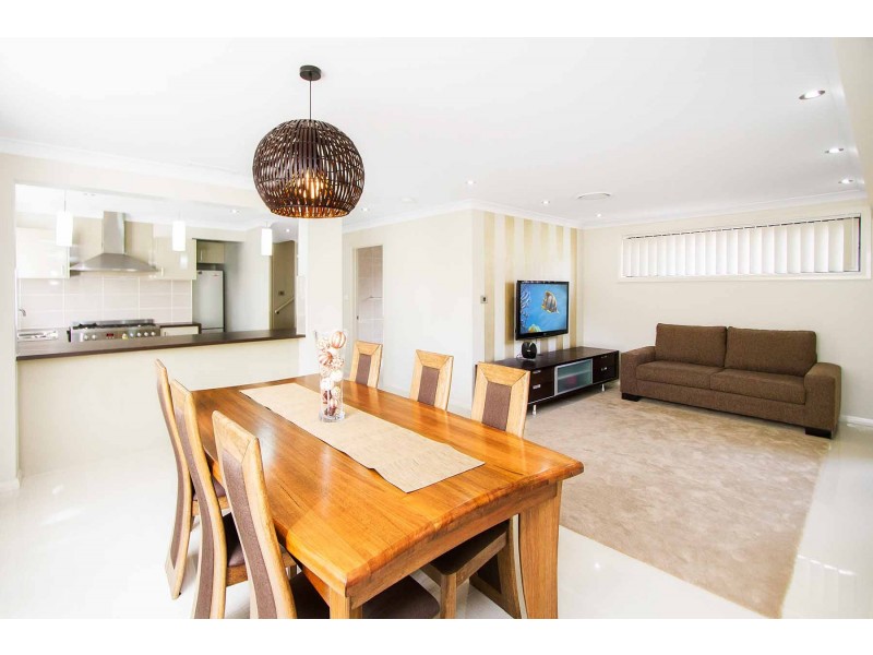 21 Cooper Ave, Moorebank NSW 2170