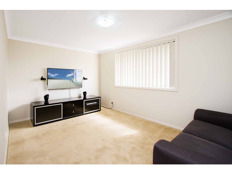 21 Cooper Ave, Moorebank NSW 2170