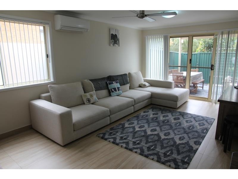 4/6 Ernest Avenue, Chipping Norton NSW 2170