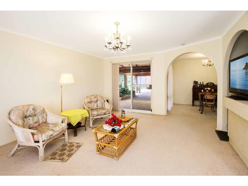 26 RENTON AVE, Moorebank NSW 2170