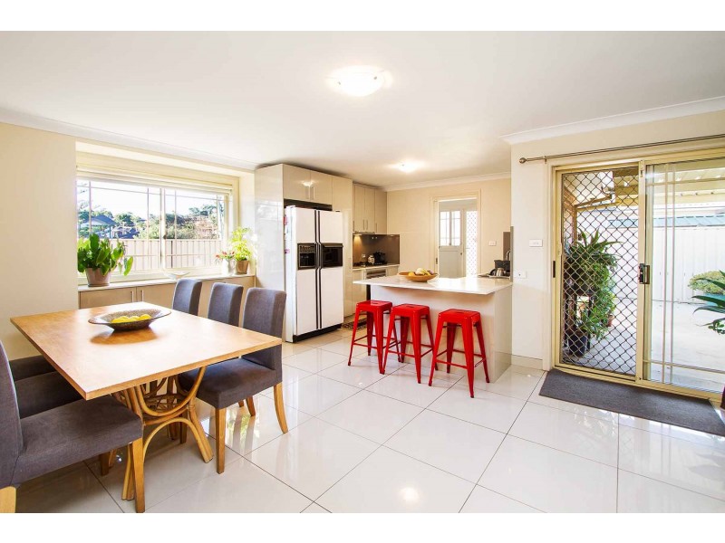 1/2 Wellwood Ave, Moorebank NSW 2170