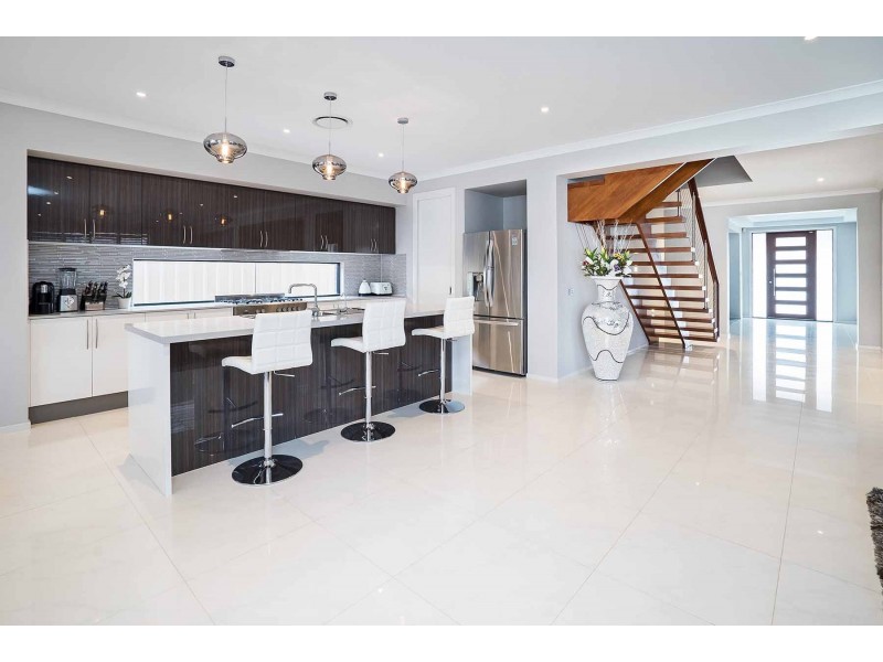 27 Lilli Pilli Drive, Pleasure Point NSW 2172