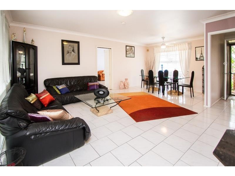 4 Jacqueline Place, Moorebank NSW 2170
