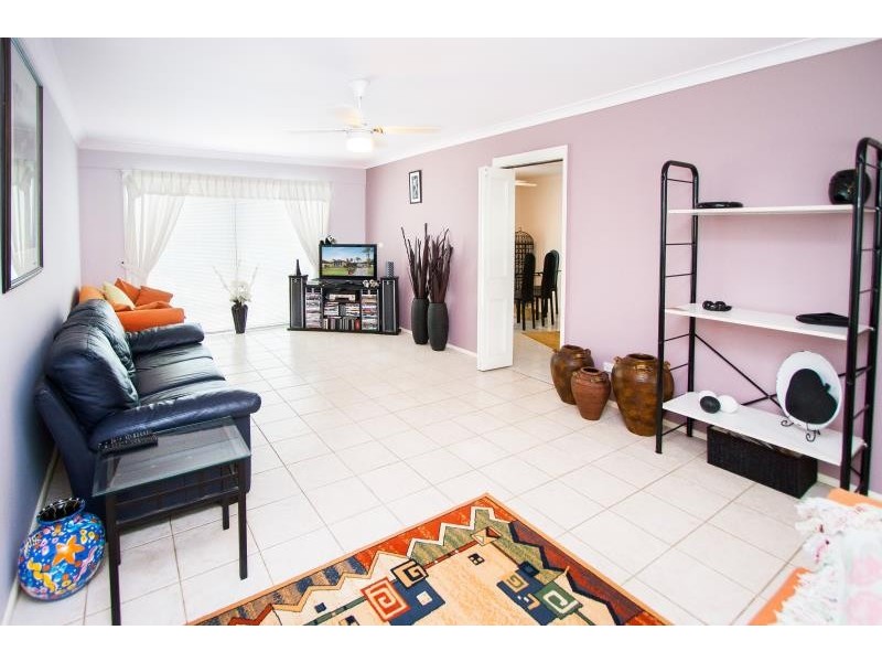 4 Jacqueline Place, Moorebank NSW 2170