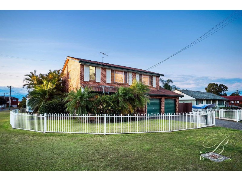 5 Edgecombe Avenue, Moorebank NSW 2170