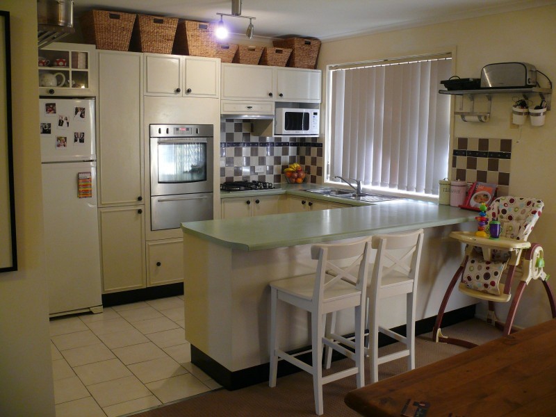 10a Wellwood Ave, Moorebank NSW 2170