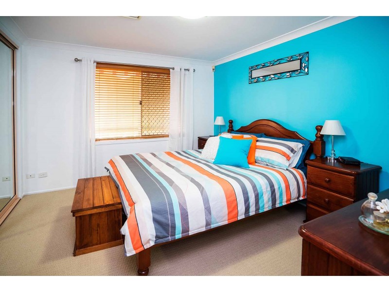 15 Claremont Court, Wattle Grove NSW 2173