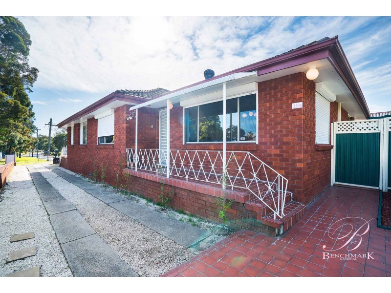 16a Fenwick Avenue, Roselands NSW 2196
