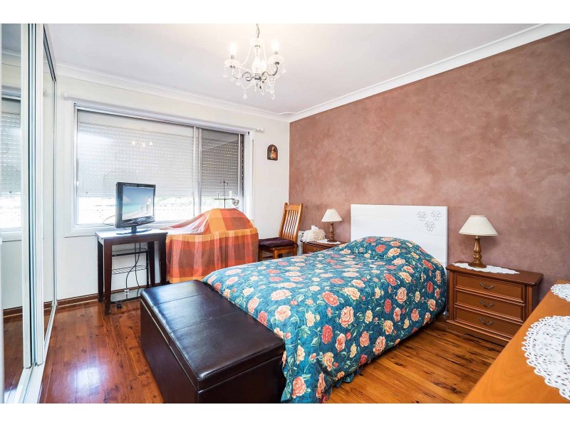 16a Fenwick Avenue, Roselands NSW 2196