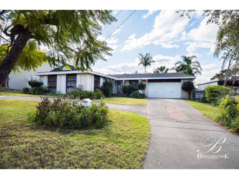 15 Araluen Avenue, Moorebank NSW 2170