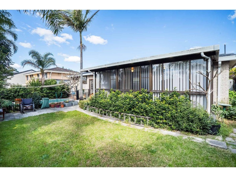 15 Araluen Avenue, Moorebank NSW 2170