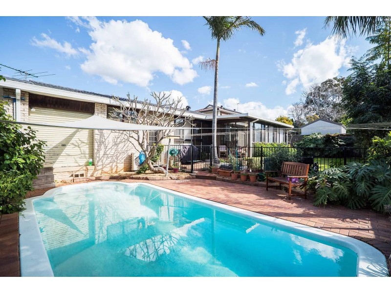 15 Araluen Avenue, Moorebank NSW 2170