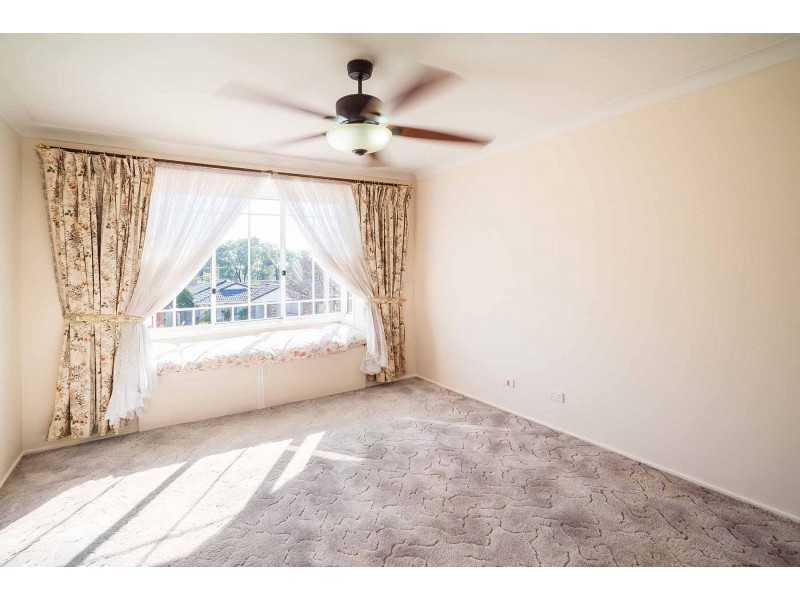 32 Woburn Abbey Court, Wattle Grove NSW 2173