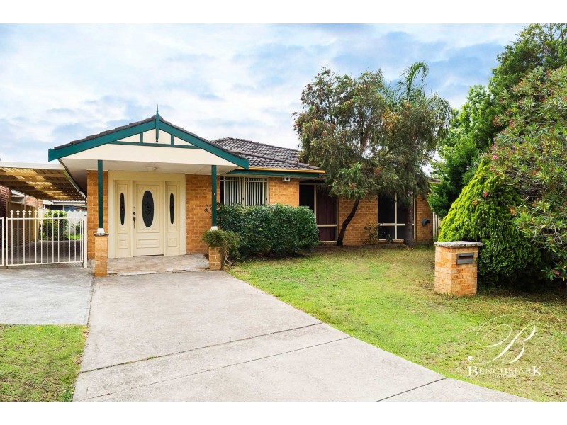 Wattle Grove NSW 2173