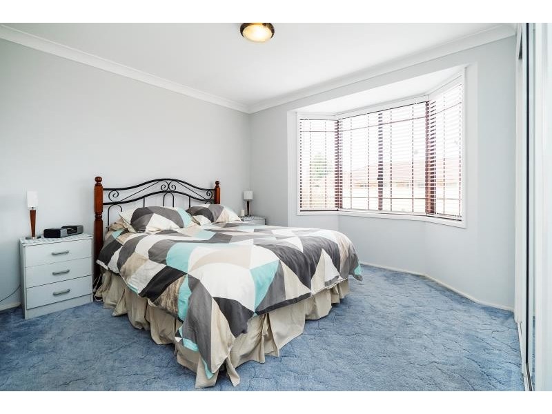 8 ALEXANDRINA COURT, Wattle Grove NSW 2173