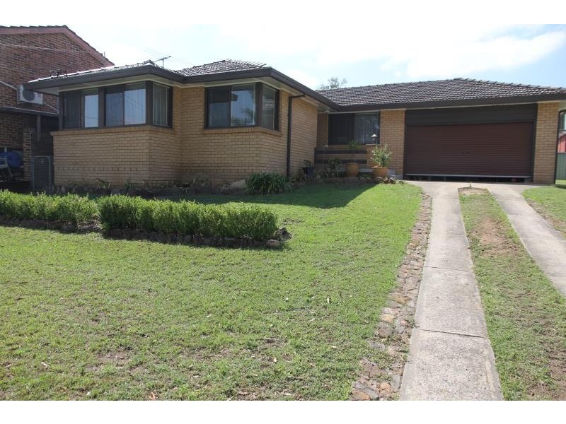 30 Whelan Ave, Chipping Norton NSW 2170