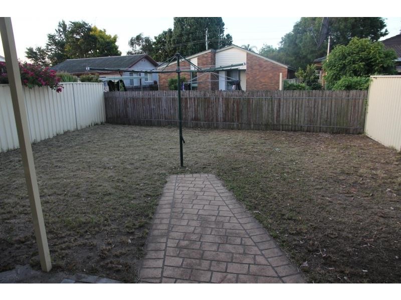 27 Mariala Court, Holsworthy NSW 2173