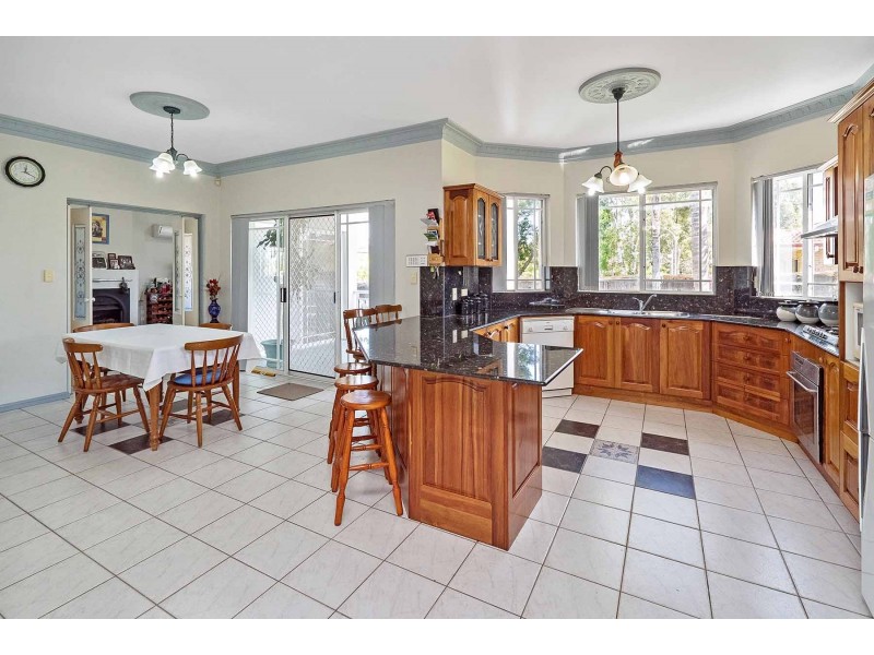 Wattle Grove NSW 2173