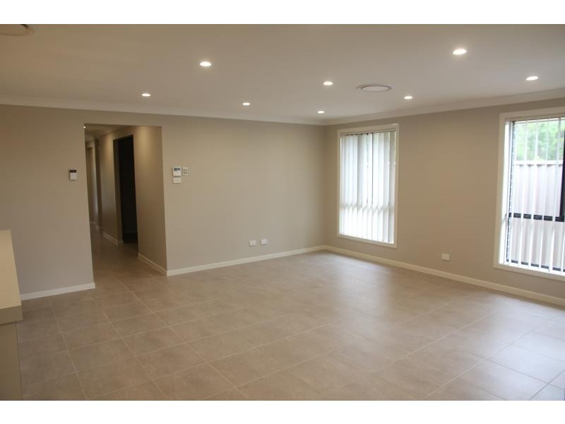 33 Corrimal Street, Prestons NSW 2170