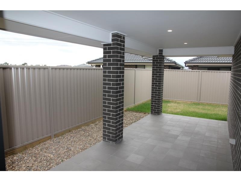 33 Corrimal Street, Prestons NSW 2170