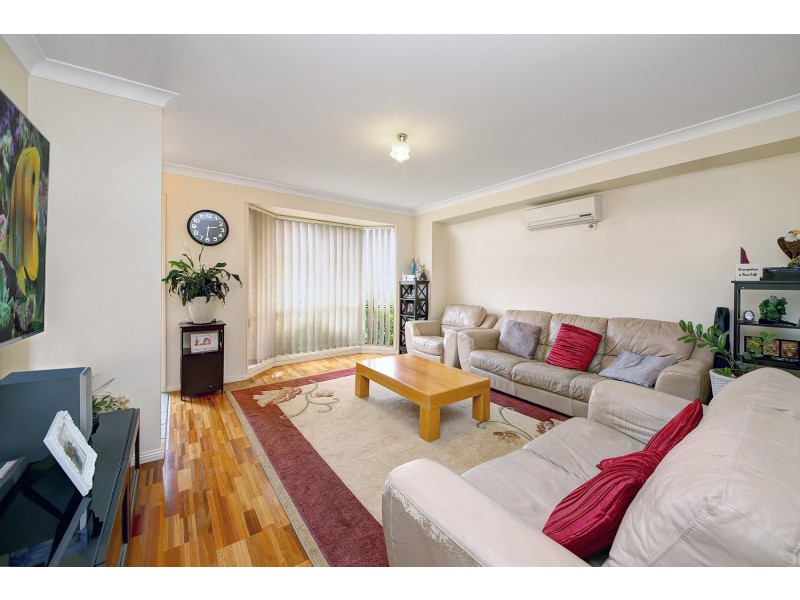43 Wombeyan Court, Wattle Grove NSW 2173