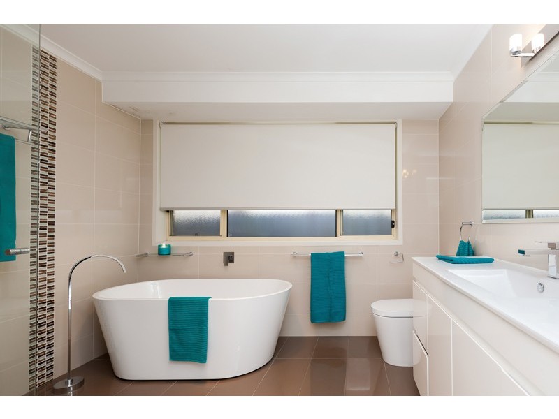 Wattle Grove NSW 2173