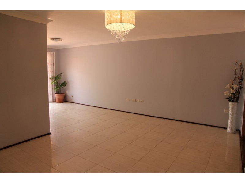 Chipping Norton NSW 2170