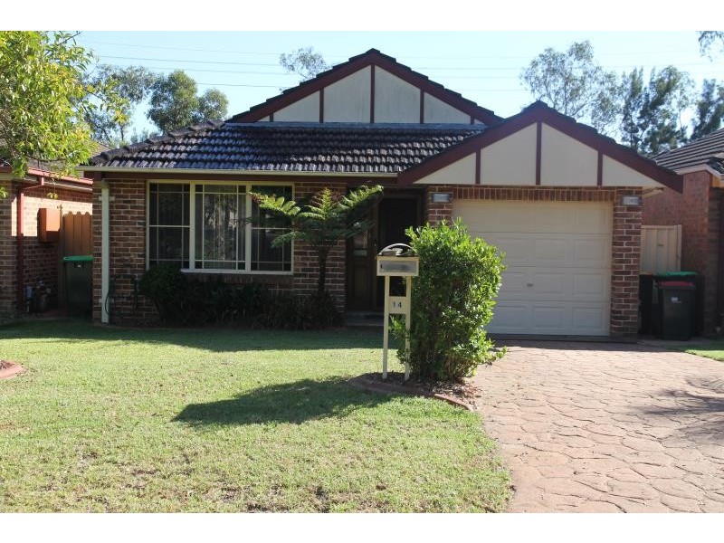 14 torrens court, Wattle Grove NSW 2173