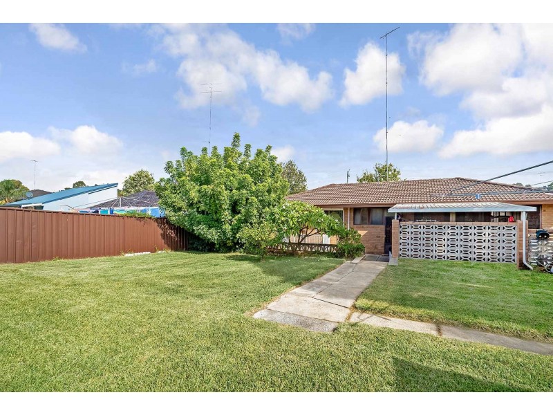 91 Renton Avenue, Moorebank NSW 2170