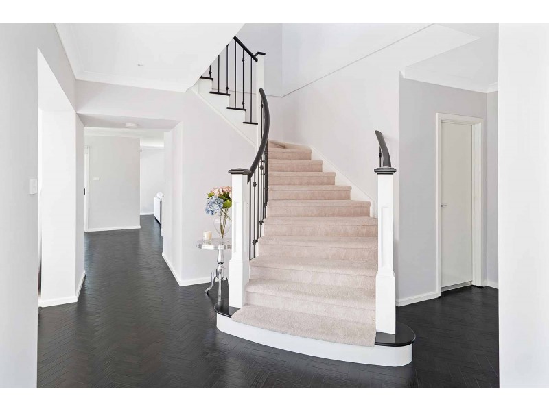 Voyager Point NSW 2172