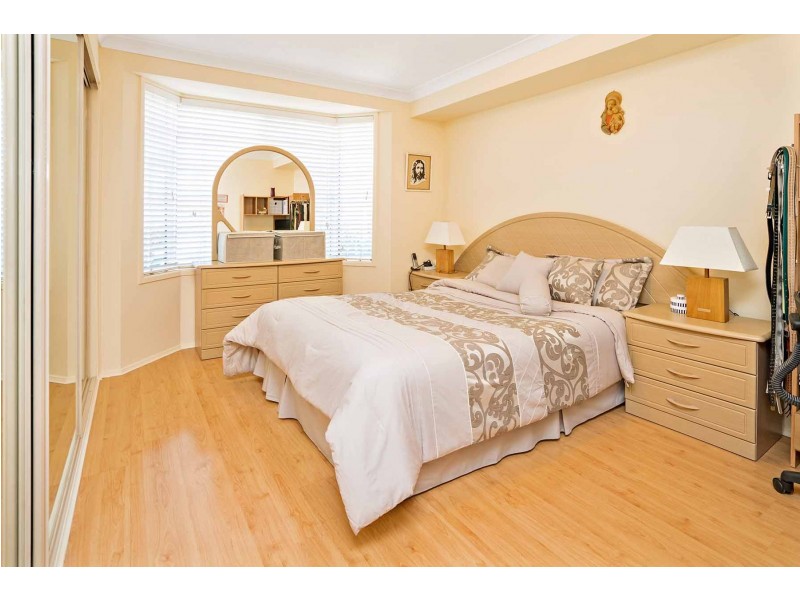 Wattle Grove NSW 2173