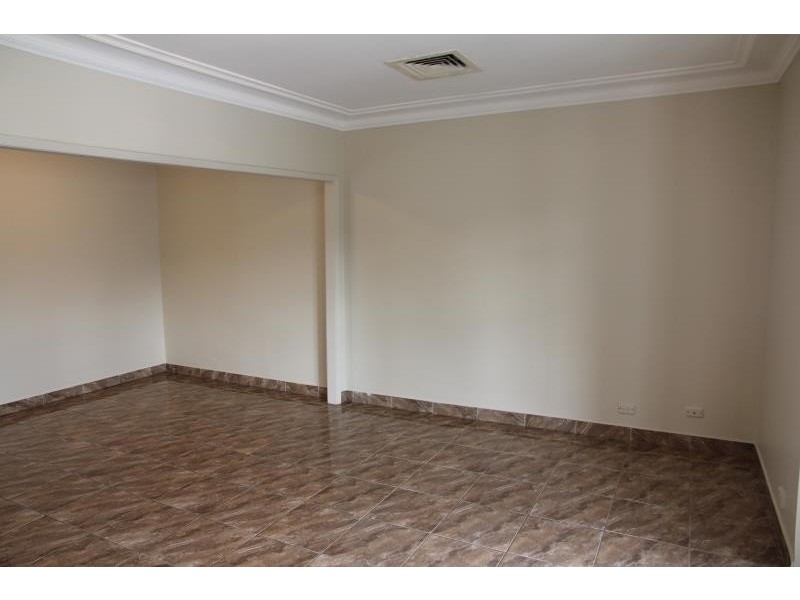 4 Paine Avenue, Moorebank NSW 2170