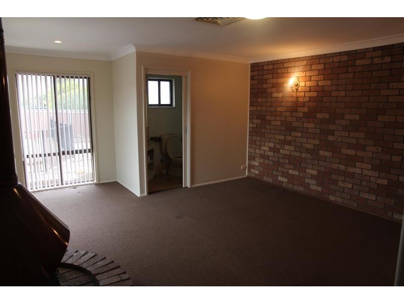 4 Paine Avenue, Moorebank NSW 2170