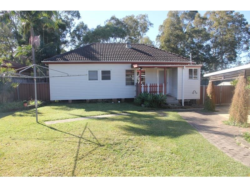 19 Sabre Crescent, Holsworthy NSW 2173