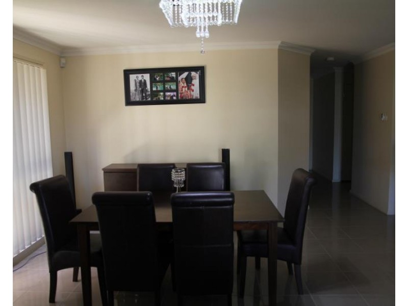 5 THE PARKWAY AVE, Moorebank NSW 2170