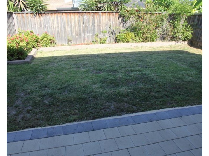 5 THE PARKWAY AVE, Moorebank NSW 2170