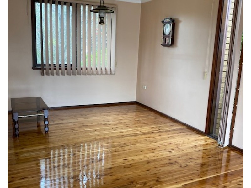 3 Arana Close, Georges Hall NSW 2198