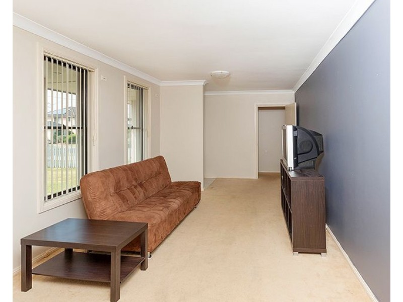 45 Miri Cres, Holsworthy NSW 2173