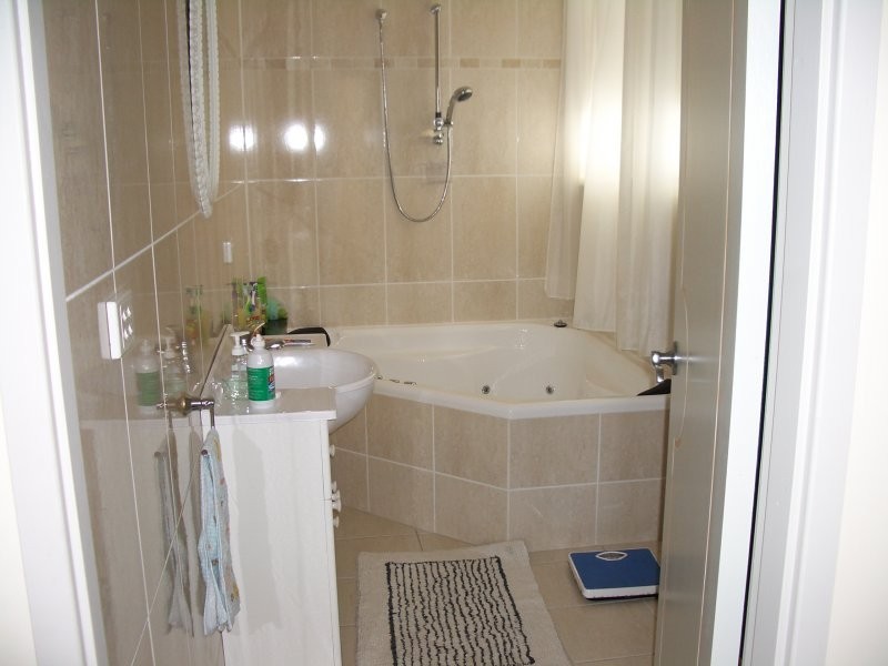 Russell Lea NSW 2046