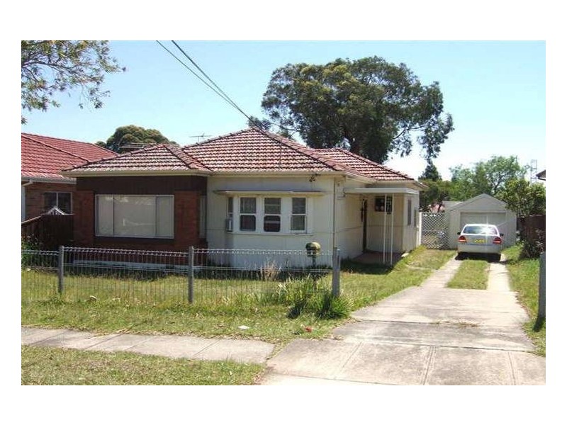 31 Wilga St, Punchbowl NSW 2196