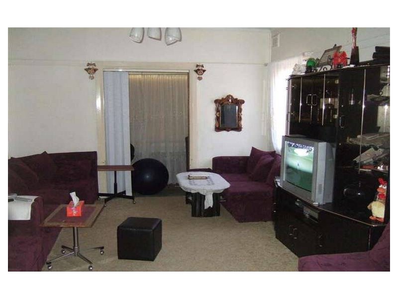 31 Wilga St, Punchbowl NSW 2196