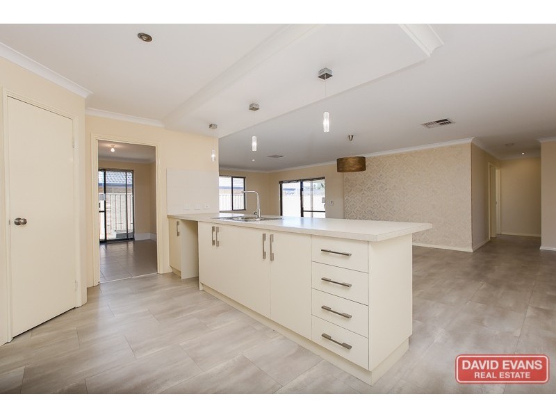 15 Mooreland Road, Baldivis WA 6171