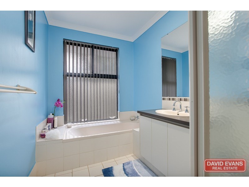 13 Eaton Way, Baldivis WA 6171