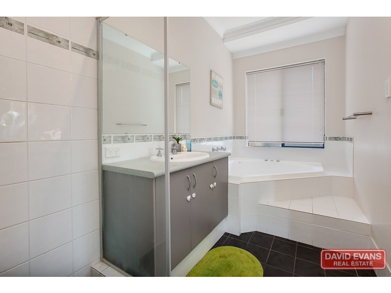 2 Nundle Road, Baldivis WA 6171