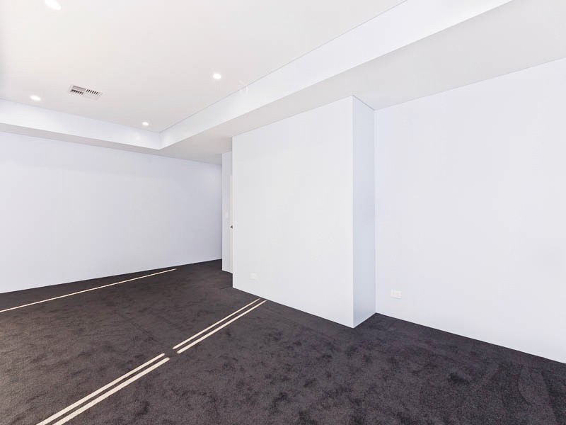 32 Emma Street, Rockingham WA 6168